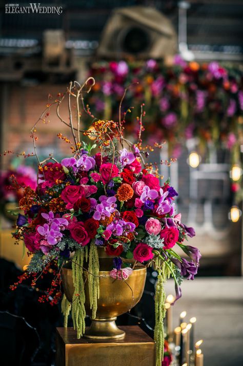 Jewel Tone Wedding Theme, Romantic Wedding Inspiration, Jewel Tone Wedding, Boda Mexicana, Urban Wedding, Wedding Mood, Alternative Wedding, Floral Centerpieces, Wedding Shoot