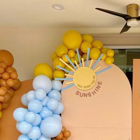 Kristen Mabelle Panlilio on Instagram: "Little ray of sunshine ☀️ #babyshower #babyshowerideas #babyshower #artist #diy #events #balloongarland #balloondecor #partydecorations #beautiful #bayarea #bayareaevents #bayareapartyplanner #sf #artistofinstagram #artist" Sunshine Backdrop Ideas, Ray Of Sunshine Party, A Little Ray Of Sunshine Is On The Way, Sunshine Balloon Garland, Little Ray Of Sunshine Baby Shower Ideas, Ray Of Sunshine Baby Shower Ideas, Sunshine Backdrop, Sun Theme, Sunshine Decorations