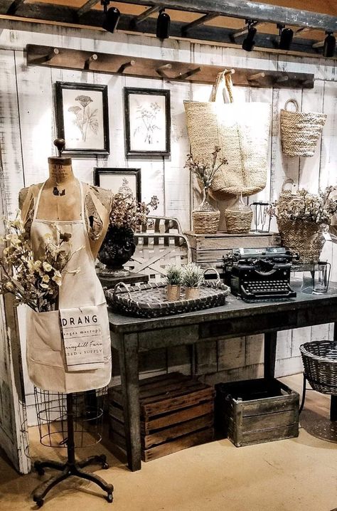 Vintage Warehouse Interior Design, Vintage Market Days Booth Ideas, Antique Boutique Ideas, Consignment Booth Ideas, Antique Booth Design Ideas, Farmhouse Vendor Booth Display Ideas, Spring Antique Booth Ideas, Antique Booth Ideas Staging Vintage, Spring Displays Retail