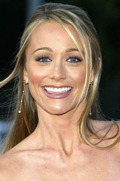 1000+ ideas about Christine Taylor on Pinterest | Taylors, Owen ... Christine Taylor, Save The Date Modern, Michelle Dockery, Modern Save The Dates, The Wedding Singer, Flawless Face, Hollywood Fashion, Date Cards, Women Humor