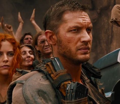 Mad Max Tom Hardy, Tom Hardy Mad Max Fury Road, Tom Hardy Mad Max, Moon Story, Mad Max Fury Road, Fury Road, Human Reference, Mad Max, Tom Hardy