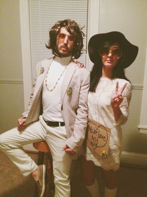 John Lennon and Yoko Ono John Lennon Costume Halloween, Yoko And John, Yoko Ono Costume, Halloween Costumes Brunette, John Lennon And Yoko, Yoko Ono, Al Pacino, Cute Halloween Costumes, John Lennon