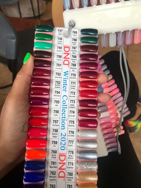 Dnd Gel Christmas Colors, Fall Nail Colors Dnd, Nails Dnd Gel, Dnd Nails, Nails Dnd, March Nails, Polish Christmas, Dnd Gel Polish, Amazing Nails