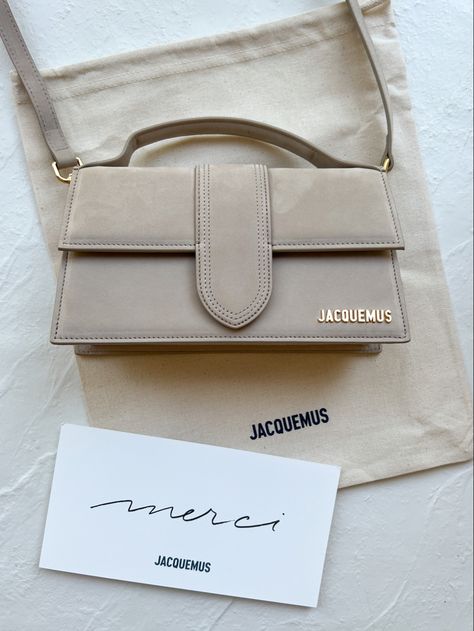 Sac Jaquemus, Jaquemus2020 Bag, Jacquemus Le Chiquito Long, Le Chiquito Long, Nude Bags, Jacquemus Le Chiquito, Square Purse, Jacquemus Bag, Expensive Bag