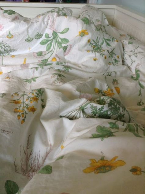 House Of Gold, Ikea Bed, Floral Duvet Cover, Cottage Core Aesthetic, Floral Bedding, Laundry Room Storage, Mellow Yellow, Dream Bedroom, Bedroom Inspo