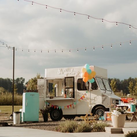 Guaranteed to be the cherry on top of the entire evening of celebrating 🍒🍨 The dessert that is a hit with guests of all ages - the ice cream sundae bar paired with the vintage ice cream truck rental! Wedding Desserts Ice Cream, Ice Cream Truck Wedding Reception, Vintage Ice Cream Truck, Dessert Truck, Ice Cream Wedding, Ice Cream Sundae Bar, Sundae Bar, Vintage Ice Cream, Soft Serve Ice Cream