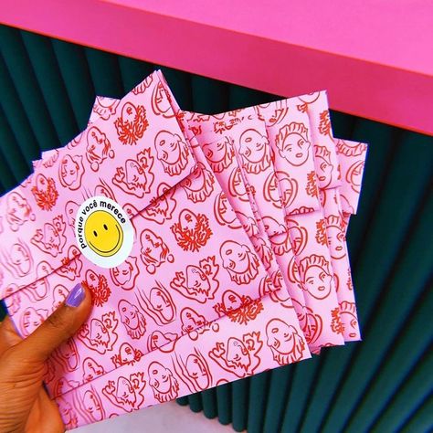 Small Business Launch Party Ideas, Tarjetas Aesthetic, Small Business Packaging Ideas, Branding Design Packaging, Small Business Packaging, Pink Paper, Creative Packaging Design, Creative Packaging, Small Business Ideas