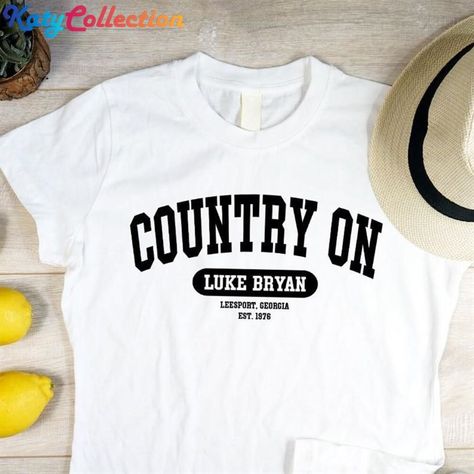 Cricut Shirt Ideas, Luke Bryan Shirts, Western Things, Short Mom, Birthday Board, Luke Bryan, Shirt Ideas, Cricut, Birthday