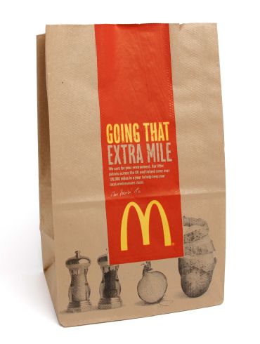 McDonald's 1 Paper Bag Design, Mc Donald, Delivery Bag, Creative Review, Trash Panda, New Packaging, Digital Art Design, Design Research, Creative Ads