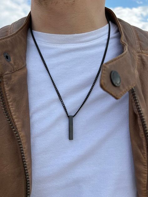 Black necklace with a vertical bar pendant is an accessory that stands out elegantly and will complement any style. This mens necklace is a great gift for boyfriend. ❤️ You can choose engraved the black or silver bar necklace in 1 or 2 faces. If you want to make your gift more special, you can add a gift card, already defined by us or personalized by you. We have several themes available: https://www.etsy.com/listing/1392776079/message-card-jewelry-meaningful-gifts Silver bar necklace: https://w Card Jewelry, Necklace Bar, Engraved Bar Necklace, Silver Bar Necklace, Mens Necklace, Vertical Bar, Gifts For Boyfriend, Silver Bar, Bar Pendant