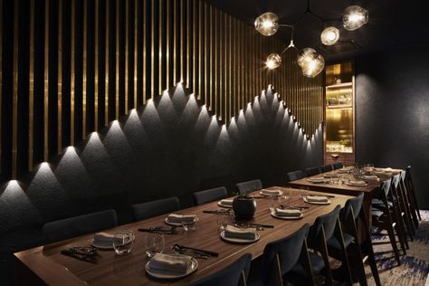 FUJISAKI Restaurant & Bar by Design Clarity, Barangaroo / Sydney – Australia » Retail Design Blog Private Dining Room Restaurant, Lake House Interior, Design Café, Restaurant Lighting, Lobby Design, Private Dining Room, Bar Interior, Cafe Interior Design, Restaurant Interior Design