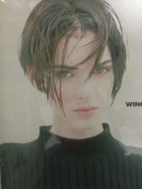 Winona Ryder Line Bob Haircut, Layered Bob Hairstyles, Haircut Inspiration, Layered Bob, Winona Ryder, Trending Hairstyles, Grunge Hair, Short Hairstyles For Women, Bobs Haircuts