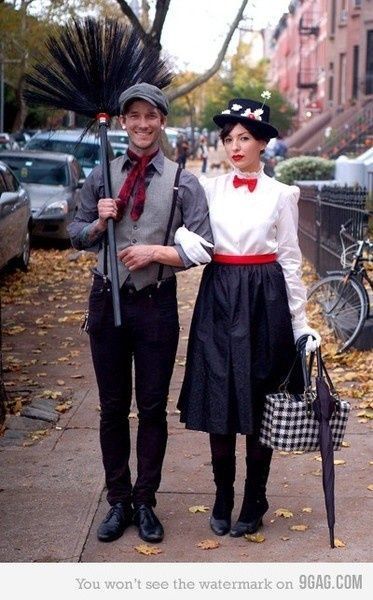 Geek Outfit, Diy Adult Halloween Costumes, Costumes Unique, Mary Poppins And Bert, Mary Poppins Costume, Meme Costume, Keiko Lynn, Homemade Halloween Costumes, Diy Kostüm