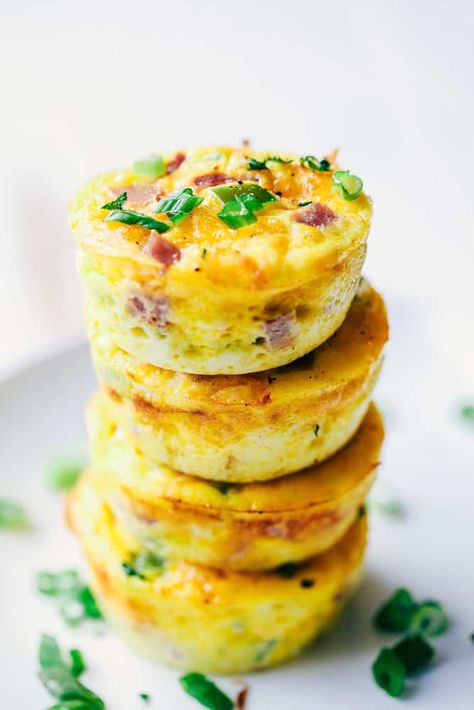 Denver Omelet Breakfast Muffins – The Recipe Critic Denver Omelette, Omelette Muffins, Denver Omelet, Omelet Muffins, Oatmeal Breakfast Bars, Breakfast Wraps, Freezer Breakfast, Oatmeal Muffins, Fruit Breakfast