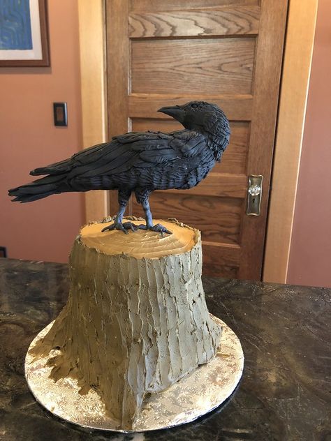 Raven crow cake | Lisa Scranton | Flickr Crow Cake, Crow Party, Poe Poetry, Gothic Cake, Thematic Cake, Crochet Baby Blanket Free Pattern, Black Birds, Harvest Recipes, Crazy Cakes