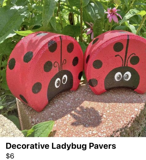 Painted Bricks Crafts, Landscape Bricks, Painted Pavers, Brick Crafts, Garden Pavers, Yard Art Crafts, Simple Landscape, Brick Art, Terra Cotta Pot Crafts