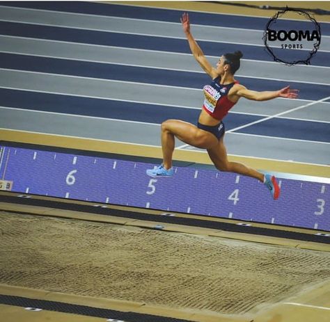 Track And Field Long Jump, Track Long Jump, Long Jump Track, Ivana Spanovic, Hurdles Track, Moving Objects, Track Pictures, Long Jump, Figure Poses