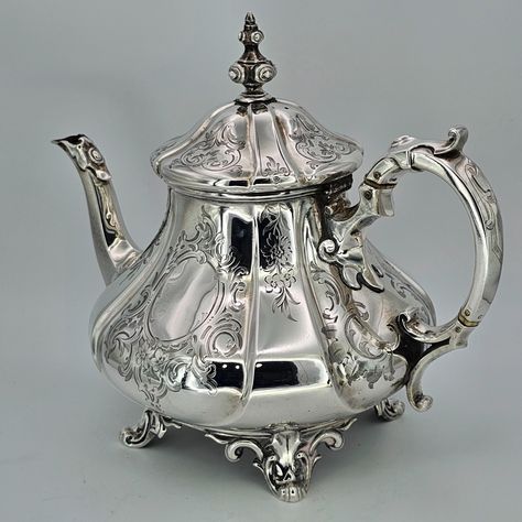 ANTIQUE VICTORIAN SILVER TEAPOT EDWARD JOHN BARNARD LON 1851 Silver Plated Tea Set, Floral Teapot, Silver Teapot, Tea And Coffee, High Relief, Antiques For Sale, Tea Makers, Tea Service, Antique Photos