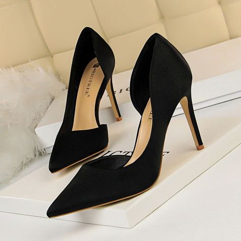 High Heel Dress, Basic Heels, Wedding Shoes Heels, Satin Heels, Super High Heels, Pointed Toe Heels, Stiletto Pumps, Fashion High Heels, Heel Type