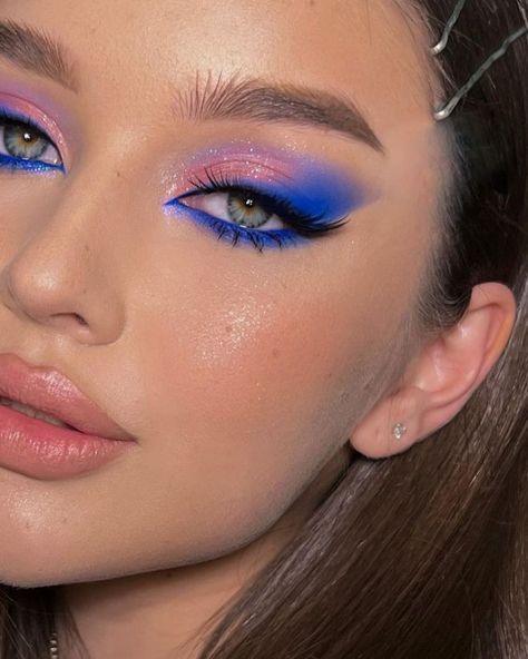 Maquillage On Fleek, Vibrant Makeup, Bold Eye Makeup, Bold Makeup Looks, Eye Makeup Pictures, Unique Makeup, Makijaż Smokey Eye, Eye Makeup Designs, Colorful Eye Makeup