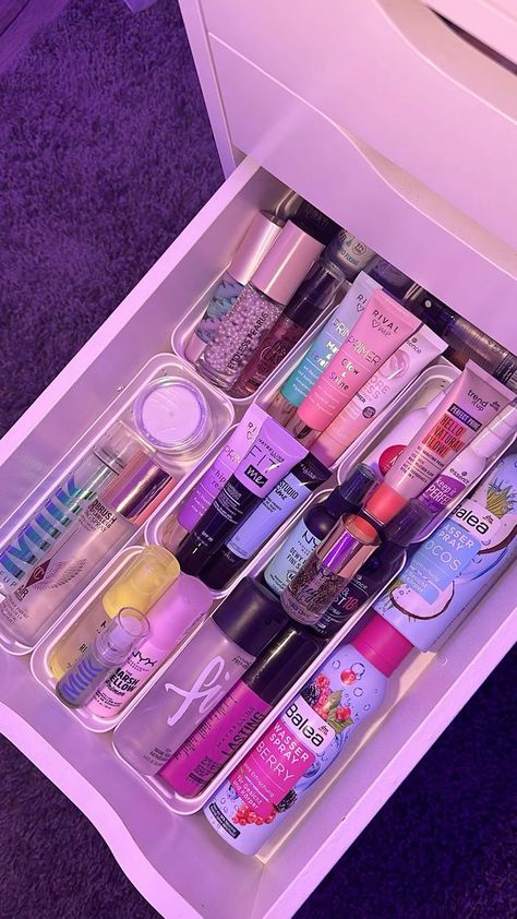 makeup Makeup Beauty Room, Makeup Collection Goals, Beauty Room Vanity, Makeup Drawer Organization, Makeup Drawer, Sephora Skin Care, Beauty Room Design, Makeup Is Life, Vanity Makeup