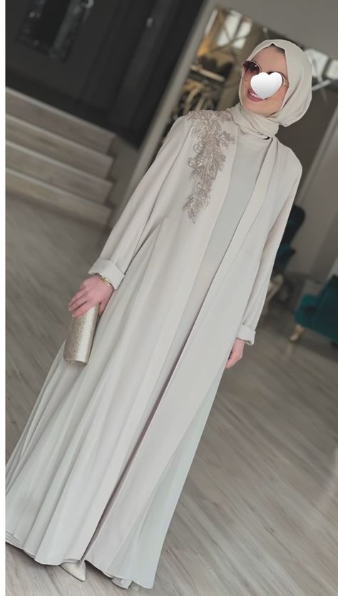 New Abaya Style, Abaya Coat, Islamic Modest Fashion, Dress Designs For Stitching, Abaya Fashion Dubai, Abaya Outfit, Abaya Kimono, Abaya Style, Latest Bridal Dresses