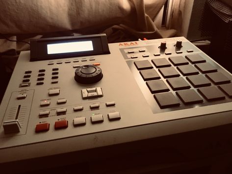 simplicity Drooling Emoji, Secret Basement, Mpc 2000xl, Akai Mpc, Play Station, Studio Inspiration, Music Studio, Playstation, Basement