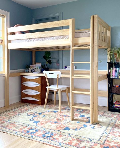 Get back to school ready with the ultimate loft bed and desk combo! Perfect for creating a cozy study nook and maximizing space for all their adventures. ⁠ .⁠ @realitydaydream⁠ .⁠ #mymaxtrix #BackToSchool #StudySpace #KidsFurniture 3x4 Bedroom Ideas, 3x4 Bedroom Design, Bedroom Design Aesthetic, Room Ideas Bunk Beds, Bedroom Ideas Bloxburg, Loft Beds For Kids, Beds For Kids, Loft Bed With Desk, Diy Loft Bed