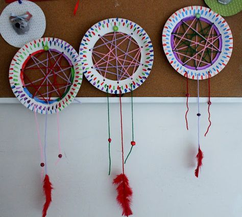 Mamma Gioca: Acchiappasogni fai da te Summer Preschool Crafts, Summer Preschool, E Craft, Magical Creatures, Preschool Crafts, Kids Party, Dream Catcher, Preschool, Art