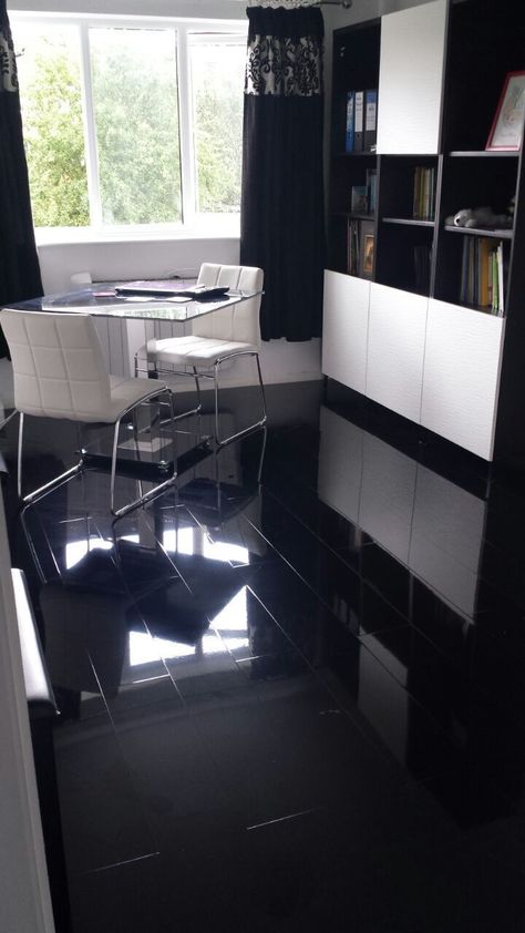 Black Laminate Flooring, High Gloss Floors, Black Wood Floors, Best Laminate, Basement Furniture, Basement Stairs, Wood Laminate Flooring, Goth Home Decor, Best Flooring