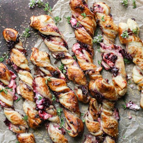 Appetizers With Goat Cheese, Goat Cheese And Jam, Goat Cheese Puff Pastry, Blackberry Goat Cheese, Cheese And Jam, Pastry Twists, Puff Pastry Twists, Cheese Twists, Cheese Puff