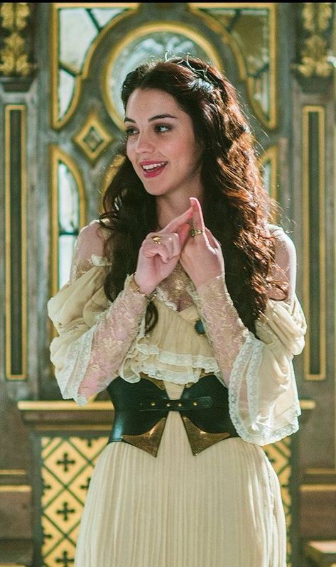 Reign Hairstyles, Era Victoria, Reign Tv Show, Marie Stuart, Reign Fashion, Reign Dresses, Devious Maids, Royalty Aesthetic, Queen Of Scots