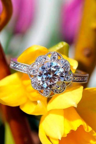 Floral Engagement Rings, Vintage Engagement Rings Round, Engagement Rings Vintage, Princess Diamond Ring, Floral Engagement Ring, Antique Engagement Ring, Flower Engagement Ring, Custom Wedding Rings, Diamond Fashion Rings