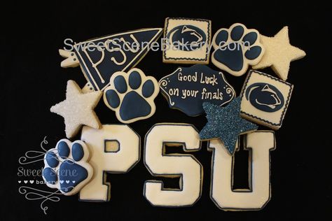 Penn State Cookies Decorated, Penn State Cookies, Grad Cookies, Royal Cookies, Paw Cookies, Sports Cookies, Graduation Treats, Bed Party, Cutout Cookies