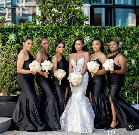 Wedding Black Bridesmaid, Black Wedding Bridesmaid, Black Bridesmaid Dresses Black Women, Bridesmaid Black Women, Wedding Inspo Black Bridesmaid Dresses, Black And White Wedding Black People, Black Bride And Bridesmaid Pictures, Black Wedding Aesthetic Bridesmaids, Bride And Bridesmaid Pictures Black Women