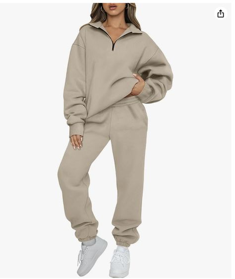 Womens 2 Piece Outfits, Fall Outings, High Waisted Sweatpants, Outfits Long Sleeve, Baggy Sweatpants, Sweatpants With Pockets, Half Zip Sweatshirt, Tracksuit Set, Tracksuit Women