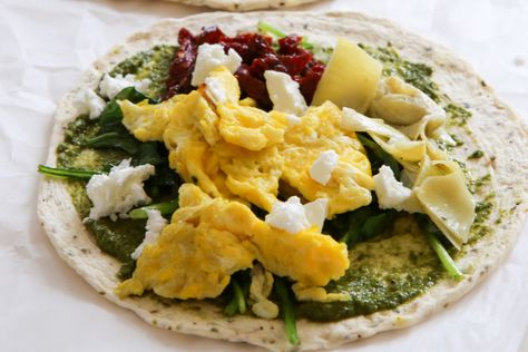 Egg White Wrap Recipes, Egg Whites Wrap, Carb Friendly Recipes, Breakfast Wrap, Mediterranean Breakfast, Egg Wrap, Breakfast Wraps, Breakfast Tacos, Keto Cooking