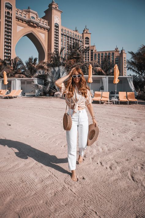 Travel Diary: 8 Days in Dubai — Lion in the Wild Dubai Safari Outfit, Dubai Travel Outfit, Desert Outfit Ideas Dubai, Dubai Outfits For Women, Dubai Desert Outfit, Desert Safari Outfit, Desert Outfit Ideas, Dubai Fashion Women, Dubai Outfits Ideas