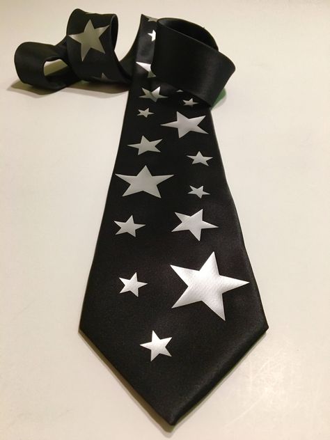 "High quality necktie. Great material. Very durable. 3.2'' at the widest point, 58\" long from tip to tip. Adult necktie. If you need something added or changed feel free to message me. Custom designs are welcome, I will do my best to make it on a tie, no set up fee for custom graphic. You pay only if you approve the final look on the tie. I try to ship the next business with USPS First Class Shipping which takes 3-5 days to arrive. If you order more then 3 ties I will ship Priority Mail 2-3 day Star Clothes, Stars Outfit, Star Tie, Star Outfit, Estilo Tomboy, Cool Clothing, Tie Design, Fantasias Halloween, Cool Ties