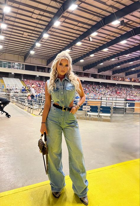 #rodeo #cowgirl #cowgirlstyle #rodeofashion #fashioninspo #denim #jumpsuit #ysl #fendi #tiffanyandco #cowboyboots #cowgirlboots Double Denim Cowgirl Outfit, Denim Cowgirl Outfit, Bunny Instagram, Denim Cowgirl, Buckle Bunny, Rodeo Cowgirl, Double Denim, Cowgirl Outfits, Denim Jumpsuit