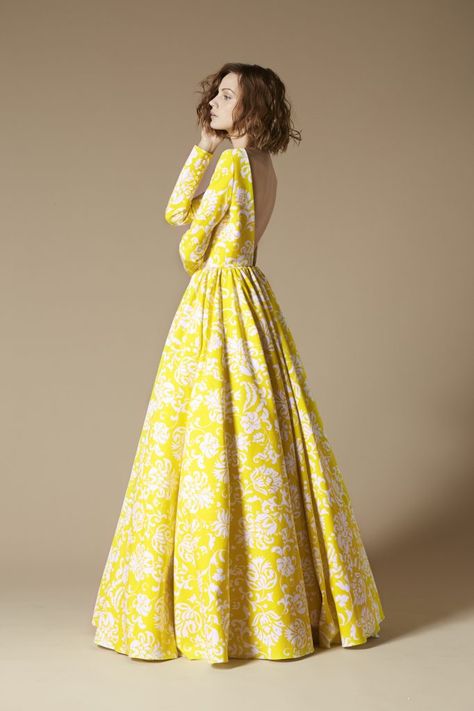 Yellow Wedding Dress, Yellow Dresses, فستان سهرة, Yellow Wedding, Mothers Dresses, Yellow Fashion, Gorgeous Gowns, Waltz, Mode Inspiration