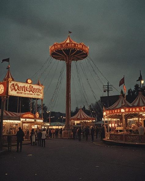 Scary Circus Aesthetic, Halloween Carnival Aesthetic, Creepy Carnival Aesthetic, Fun House Carnival, Dark Carnival Aesthetic, Spooky Carnival, Circus Core, Competition Nails, Caraval Trilogy