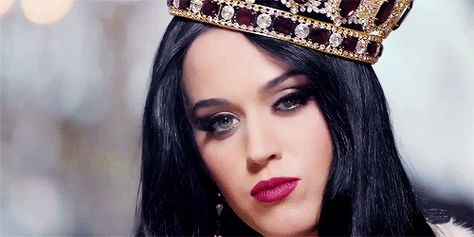 Katy Perry Gif, Bright Makeup, Big Blue Eyes, Queen Makeup, Killer Queen, Emily Ratajkowski, Celebrity Makeup, Without Makeup, Jessica Alba