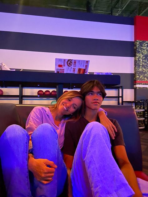 Bowling outfit , bowling date , bowling photo shoot Bowling Date Pictures, Couples Bowling Date, Couple Bowling Aesthetic, Bowling Date Aesthetic, Cute Bowling Outfit Date, Couple Bowling, Bowling Outfit Aesthetic, Arcade Date Outfit, Chrome Toes