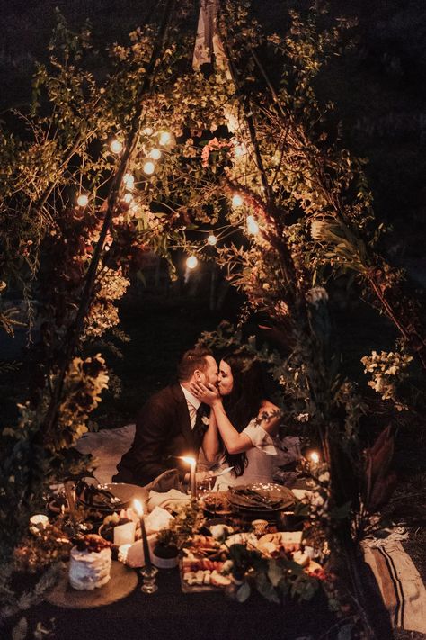 Staycation Honeymoon ideas to help you celebrate your marriage close to home! These at-home date night ideas are creative and romantic. #staycation #honeymoonideas #datenight #gws #greenweddingshoes #staycationhoneymoon #athomehoneymoon Kiss Photos, Easy Wedding, Wedding Kiss, Santa Barbara Wedding, Wedding Forward, Wedding Table Centerpieces, Romantic Dates, Boho Bridal, Foto Inspiration