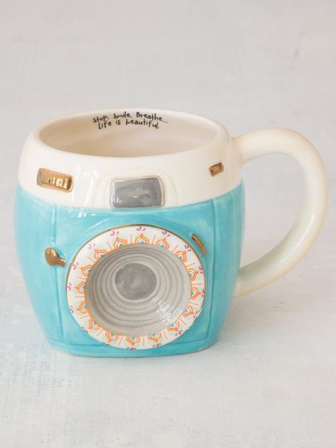 Tea Friends, Camera Mug, Friends Coffee, Art Mug, Cute Coffee Mugs, Objet Design, Cool Mugs, Cute Cups, Unique Coffee