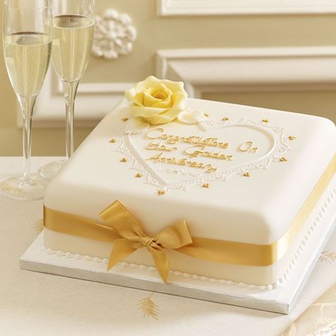 Anniversary Cake Square, Anniversary Cake Ideas Unique, Wedding Anniversary Cake Ideas, Tort Special, Anniversary Cake Ideas, Anniversary Cake Pictures, Golden Anniversary Cake, Golden Wedding Cake, Golden Wedding Anniversary Cake