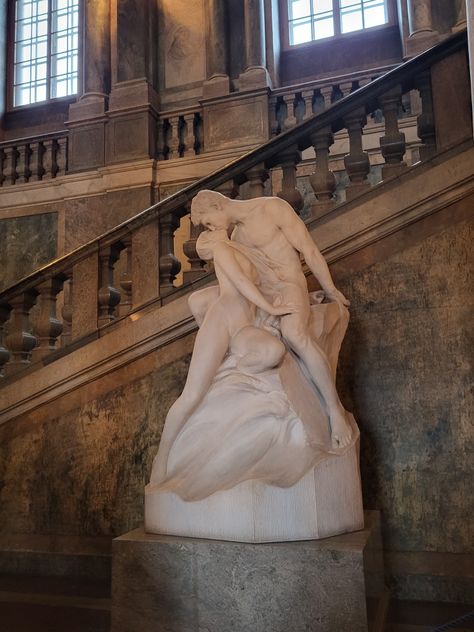 A statue about a man and a woman kissing Man On His Knees For Woman Aesthetic, Statues Kissing, Marble Statues Aesthetic, Statue Photoshoot, Kissing Statue, Love Statue, Marble Statues, Aphrodite, Types Of Art