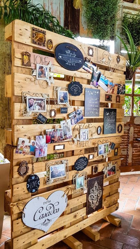 Mural de fotos casamento Barn Wedding Ideas, Backyard Graduation Party, Wedding Ideas On A Budget, Honeymoon Fund, Best Barns, Outdoor Wedding Decorations, Graduation Party Decor, Rustic Wedding Decor, Diy Wedding Decorations