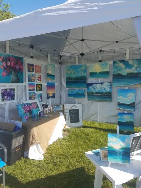 Art Fair Set Up Display Ideas, Art Booth Set Up Ideas, Painting Display Booth Art Shows, Art Show Set Up, Art Booth Ideas, Art Packaging Ideas, Art Vendor Booth Ideas, Art Market Booth, Art Show Display Ideas